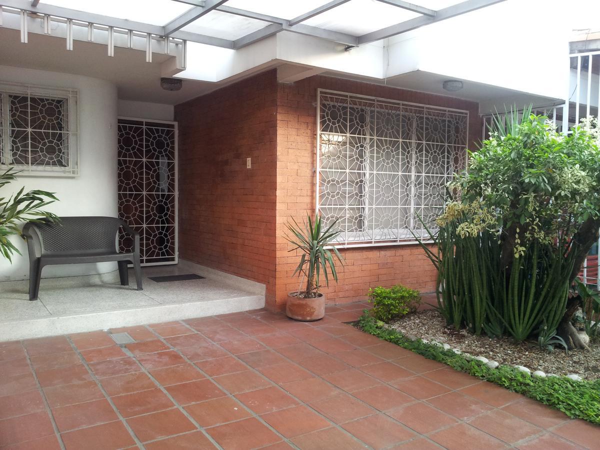 El Rosal Bed and Breakfast Cúcuta Exteriör bild